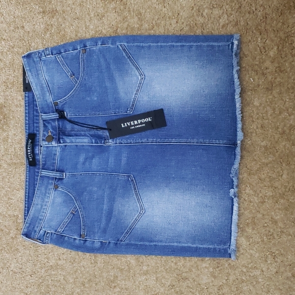 NWT Liverpool Blue Distressed Denim Skirt Size 8 - Picture 6 of 9